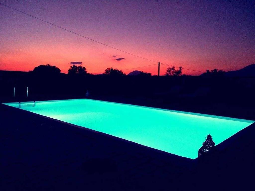 Maison d'hôtes House Veggera - Private Swimming Pool à Pombia Extérieur photo